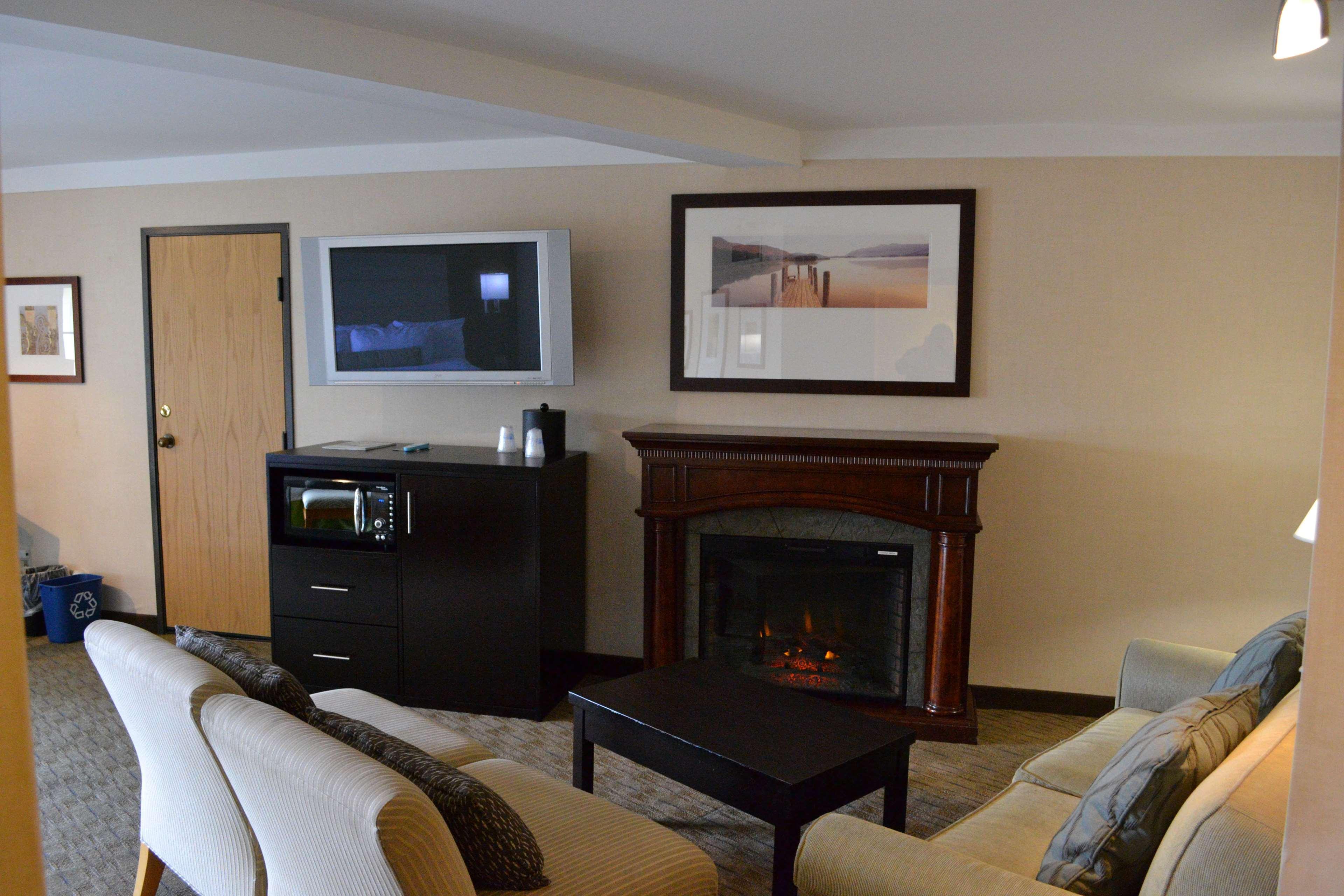 Best Western Plus Silverdale Beach Hotel Extérieur photo
