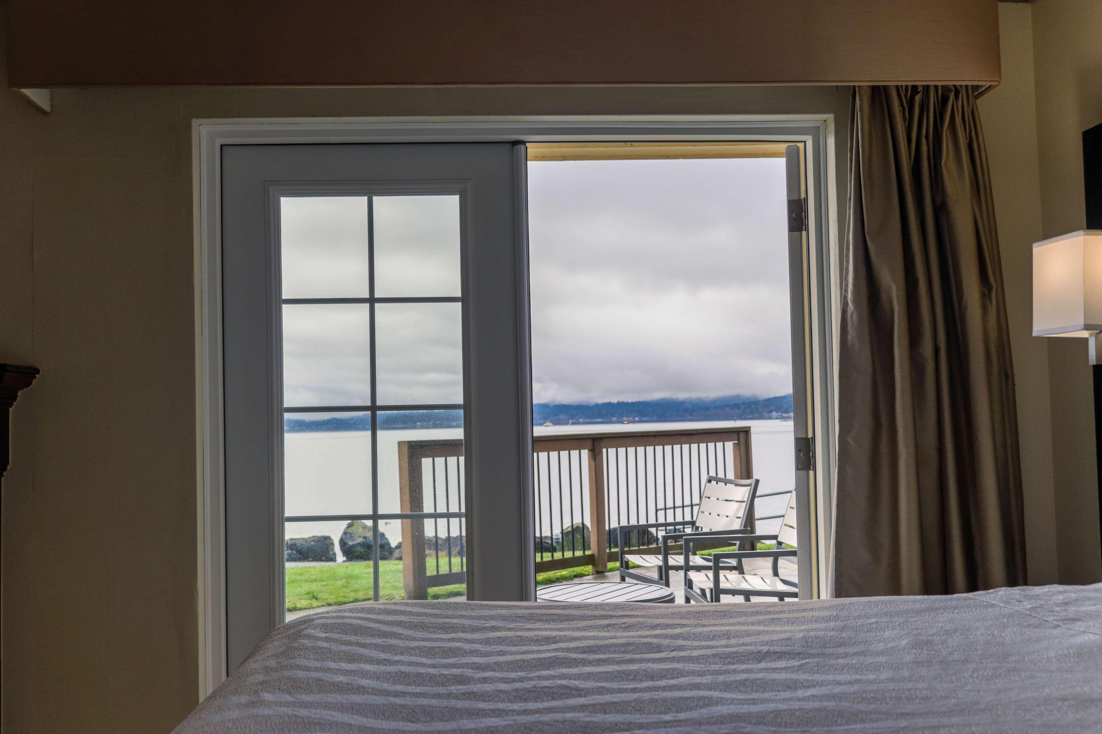 Best Western Plus Silverdale Beach Hotel Extérieur photo