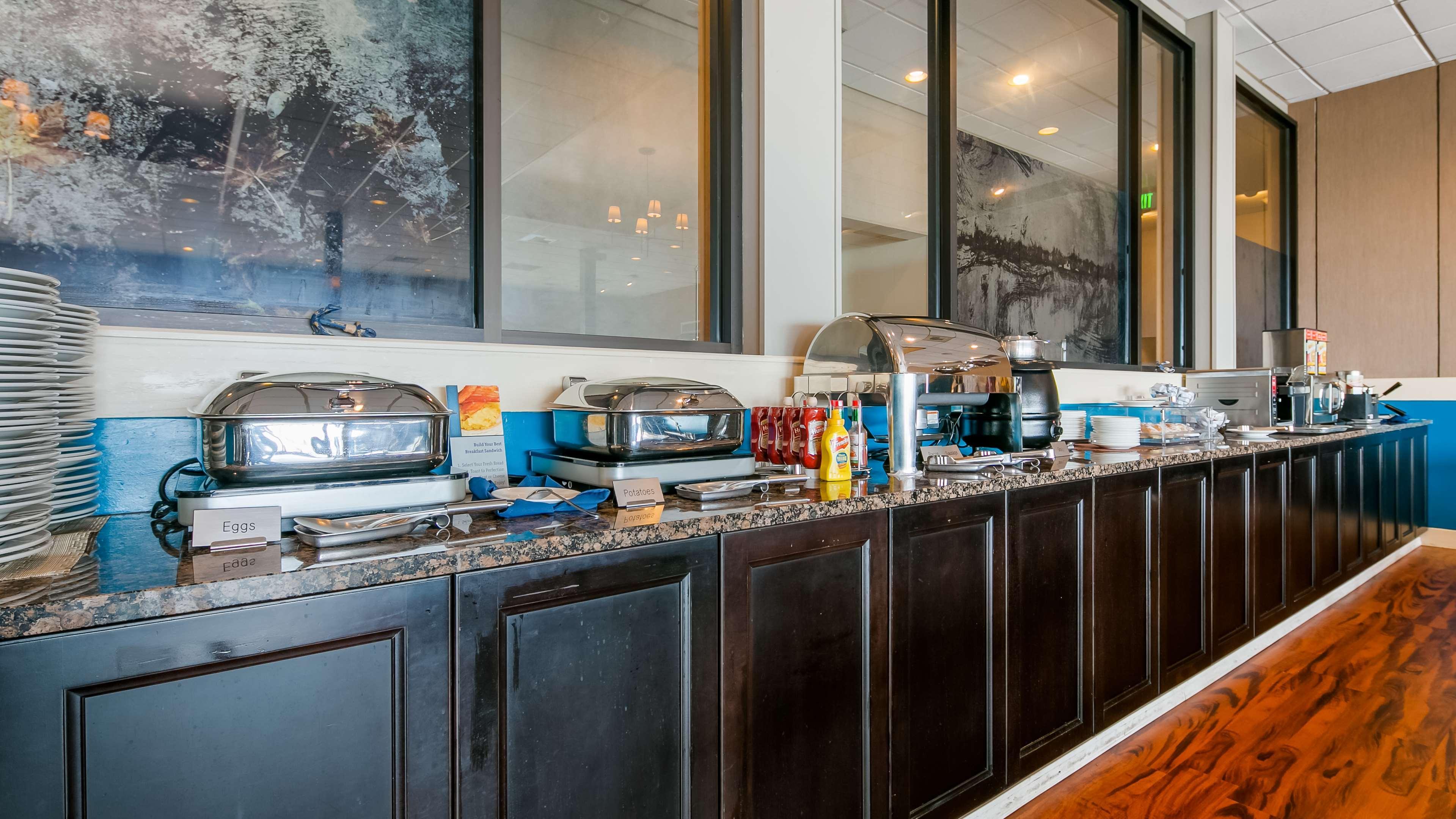 Best Western Plus Silverdale Beach Hotel Extérieur photo