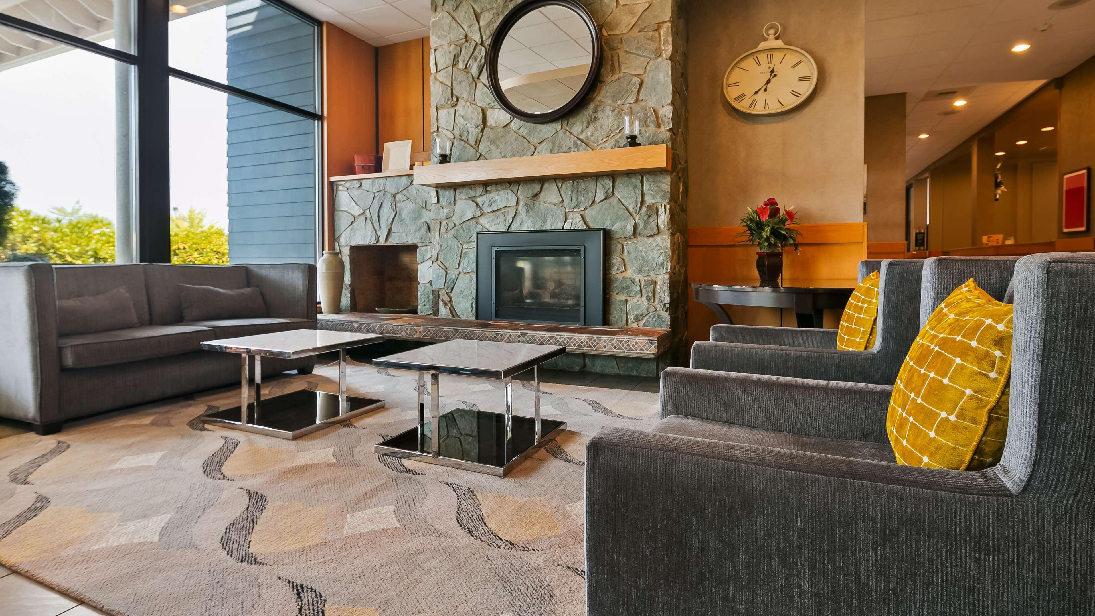 Best Western Plus Silverdale Beach Hotel Extérieur photo