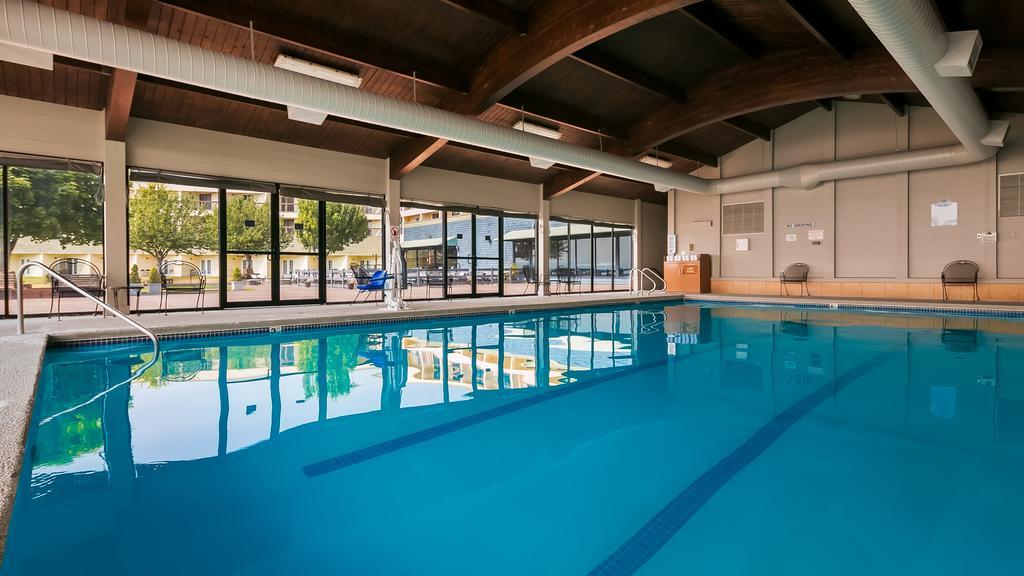 Best Western Plus Silverdale Beach Hotel Extérieur photo